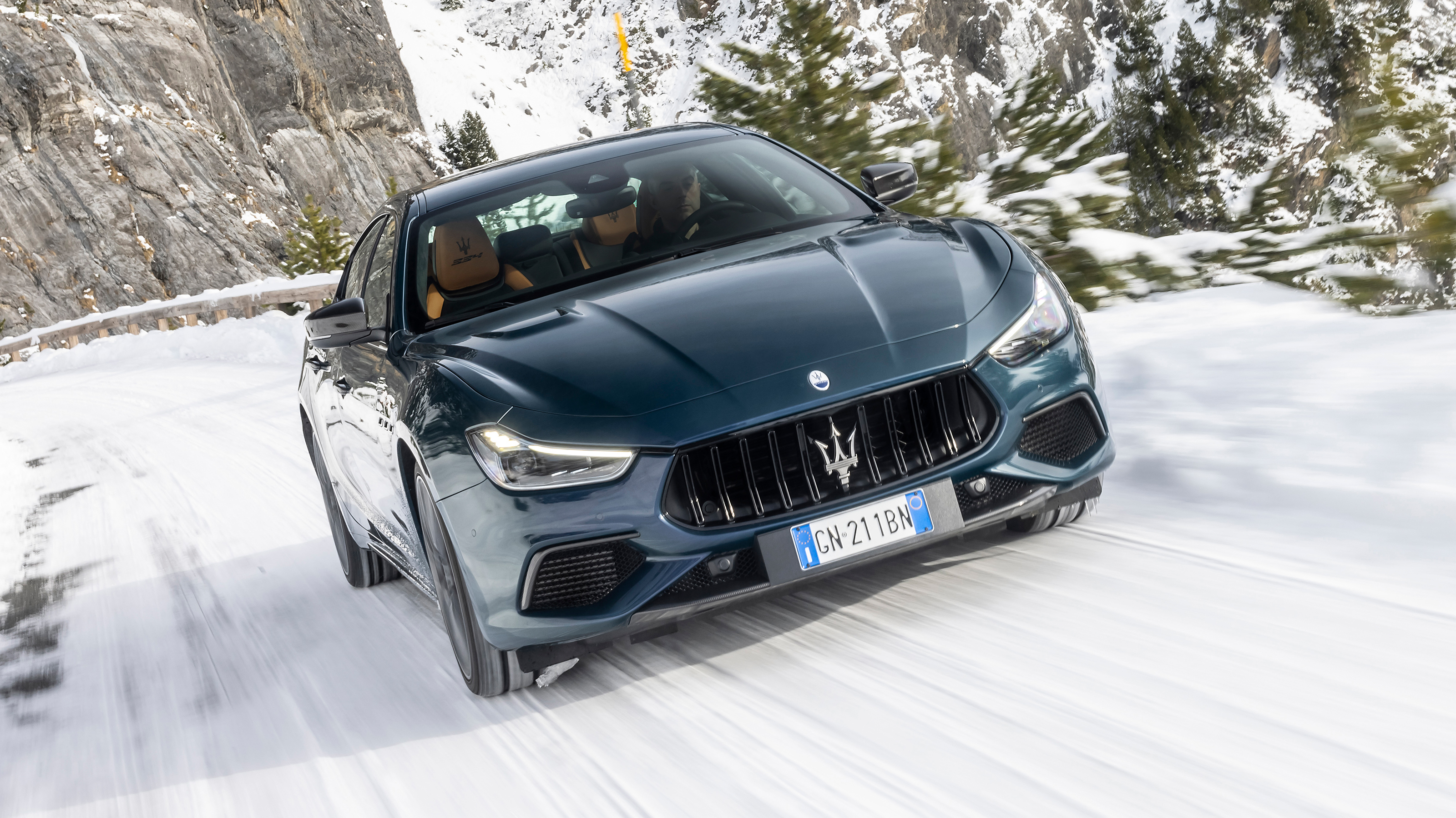 Maserati Ghibli 334 Ultima - front action