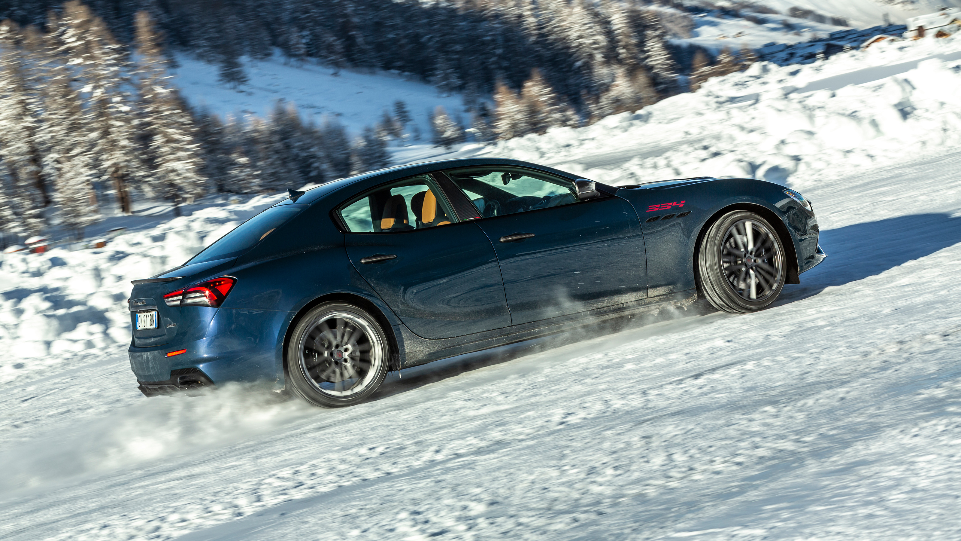 Maserati Ghibli 334 Ultima - side action