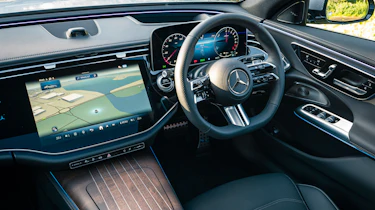 Mercedes E-Class UK - dash