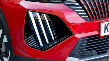 Peugeot 2008 - new DRLs