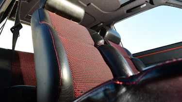 Peugeot 205 GTI - seat
