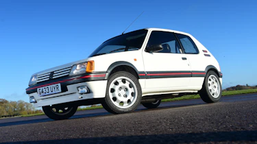 Peugeot 205 GTI - front static