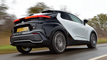 Toyota C-HR - rear