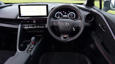 Toyota C-HR - dash