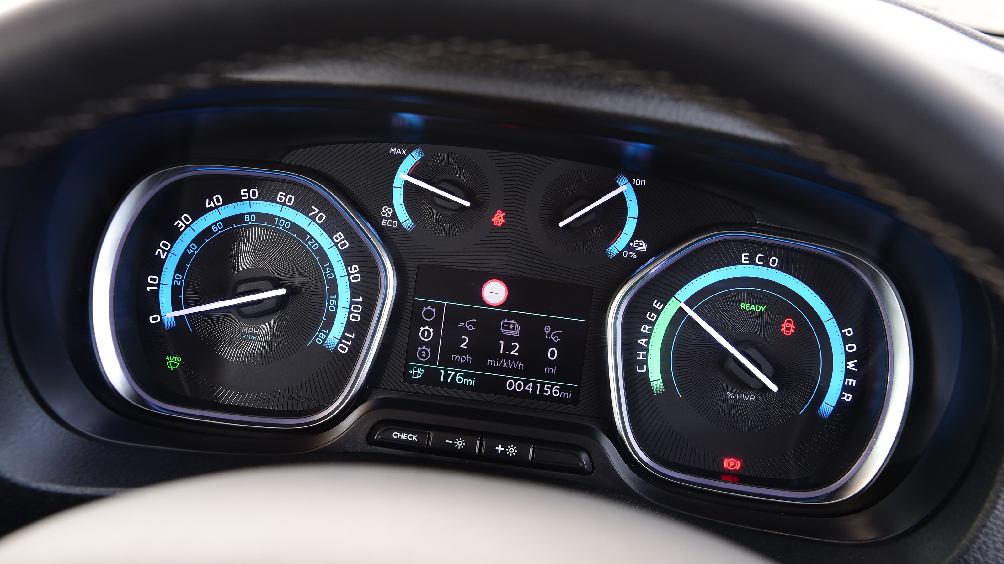 Vauxhall Vivaro - dials