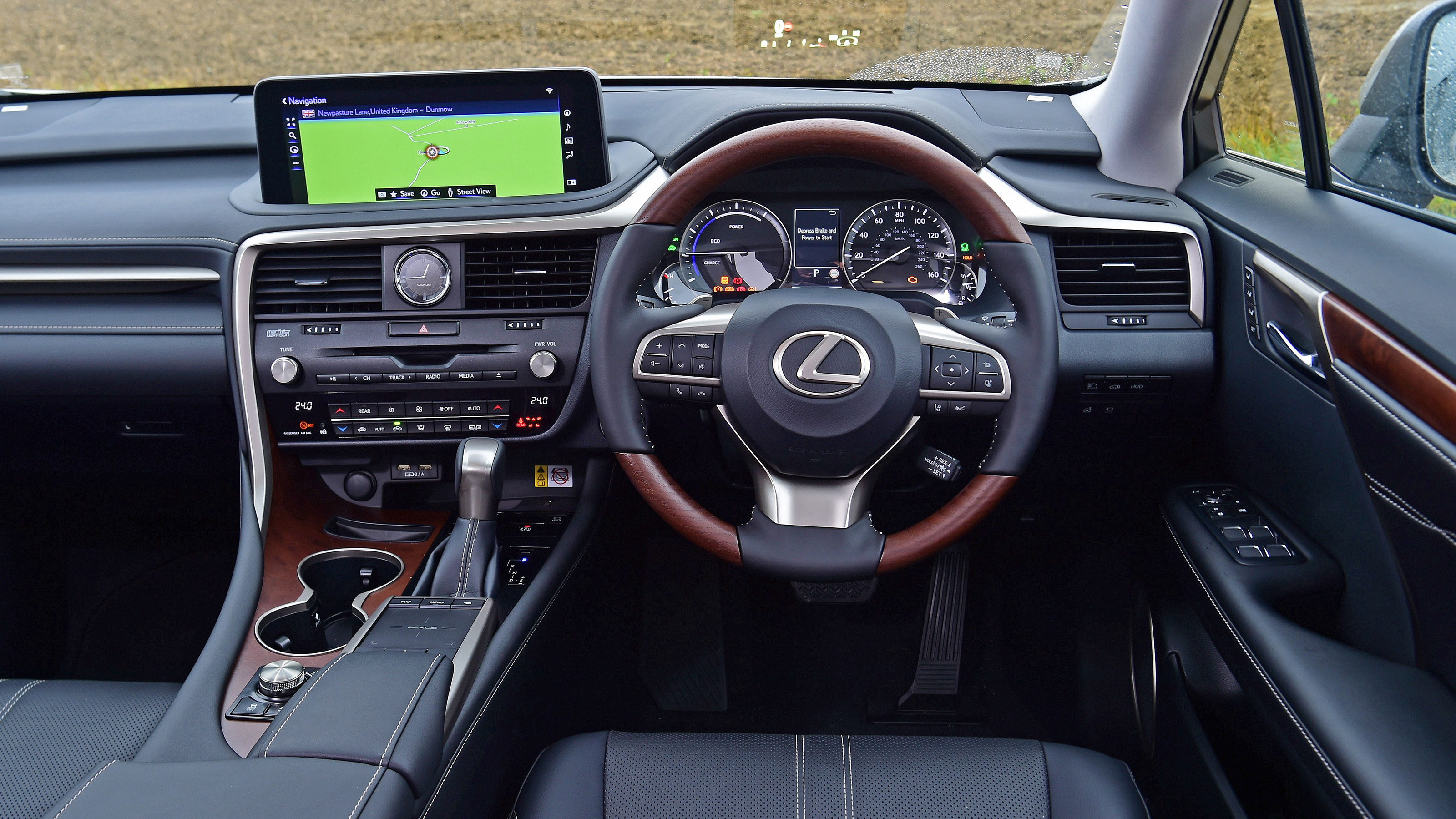 Used Lexus RX Mk4 - dash