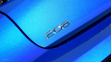 Used Peugeot 208 Mk2 - badge