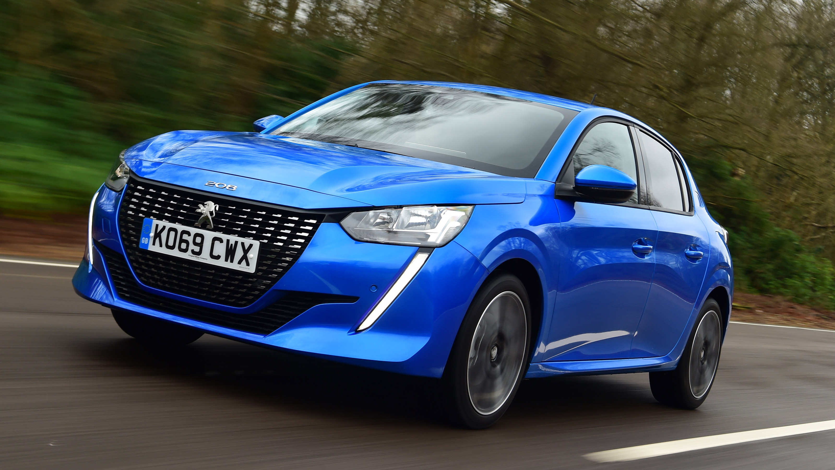Used Peugeot 208 Mk2 - front action