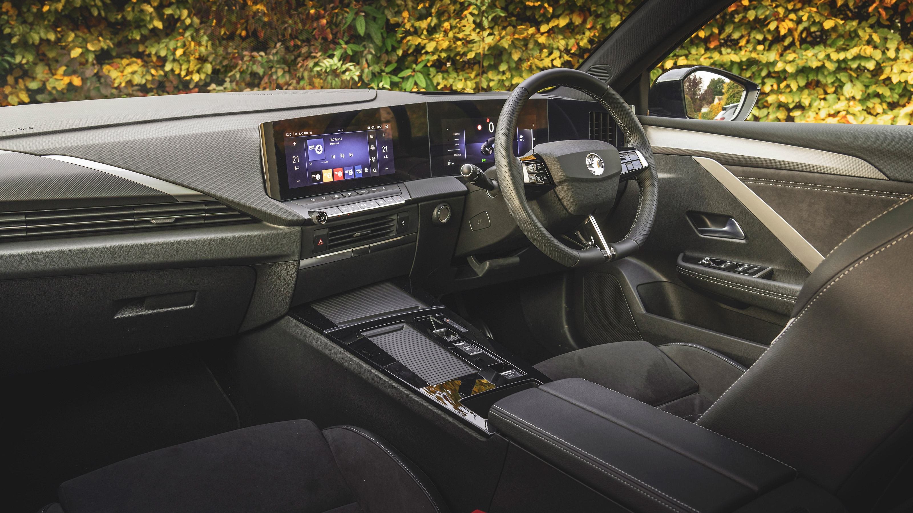 Vauxhall Astra Electric UK - cabin