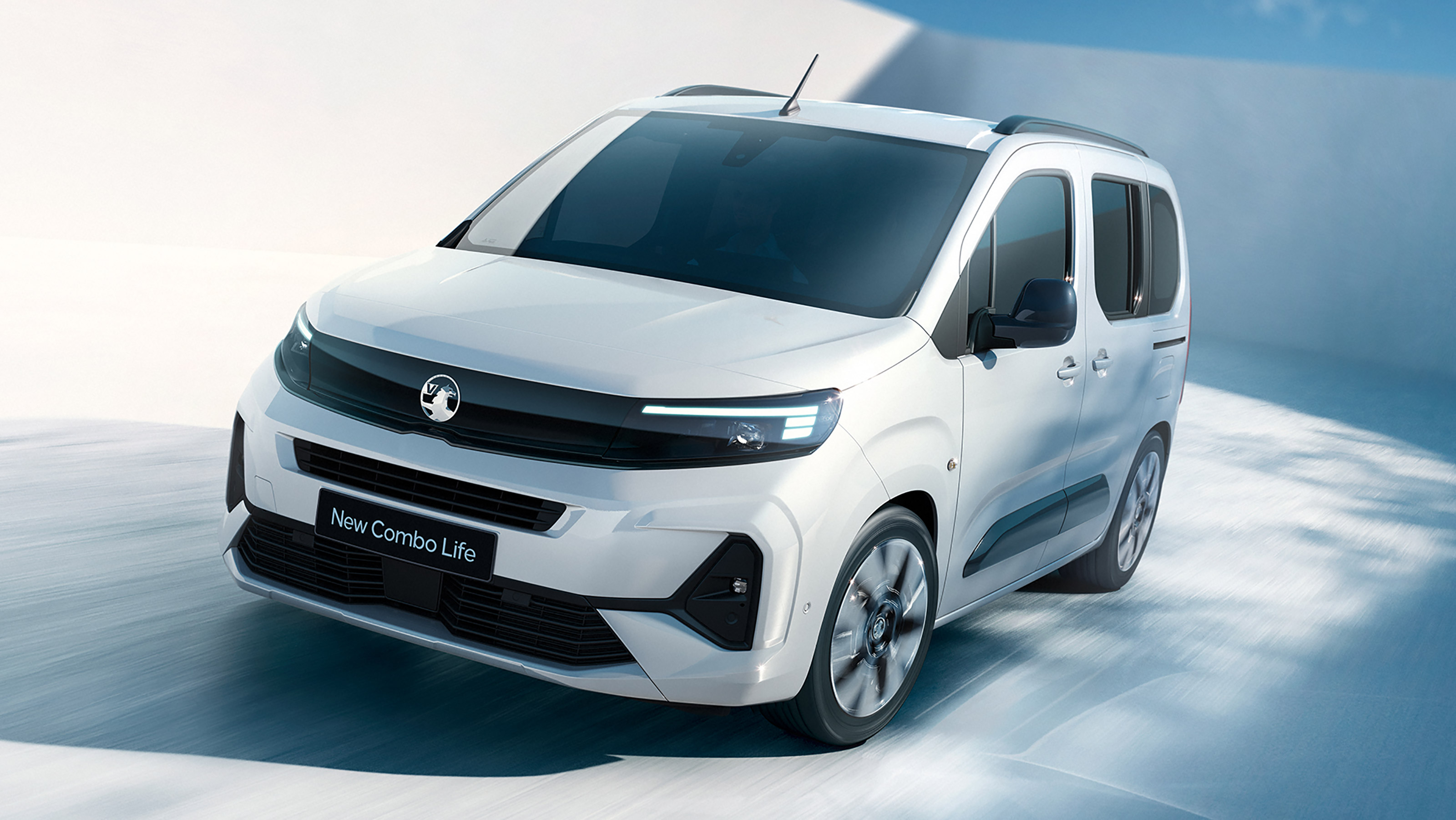 Vauxhall Combo Life Electric - front