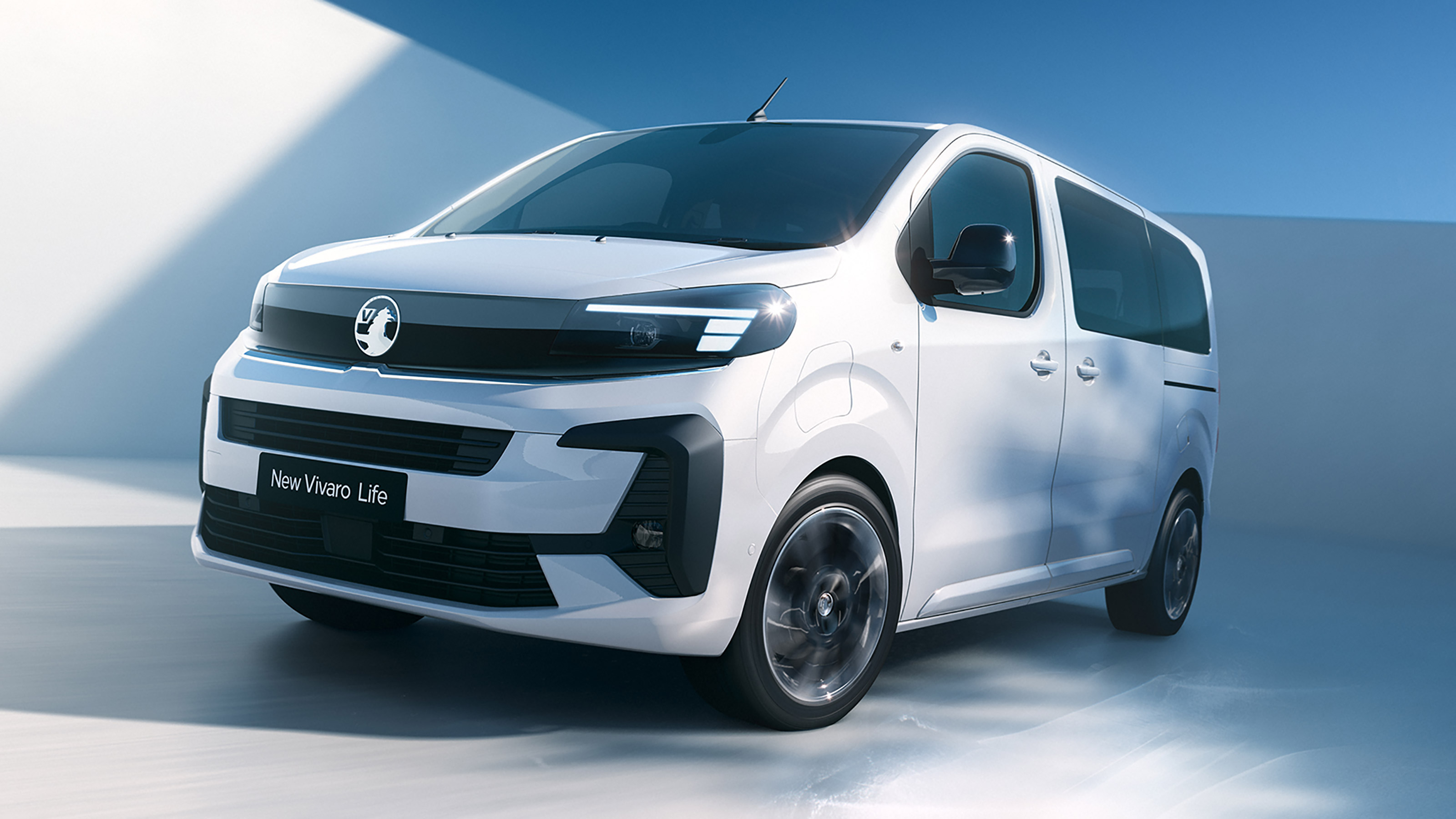 Vauxhall Vivaro Life Electric - front