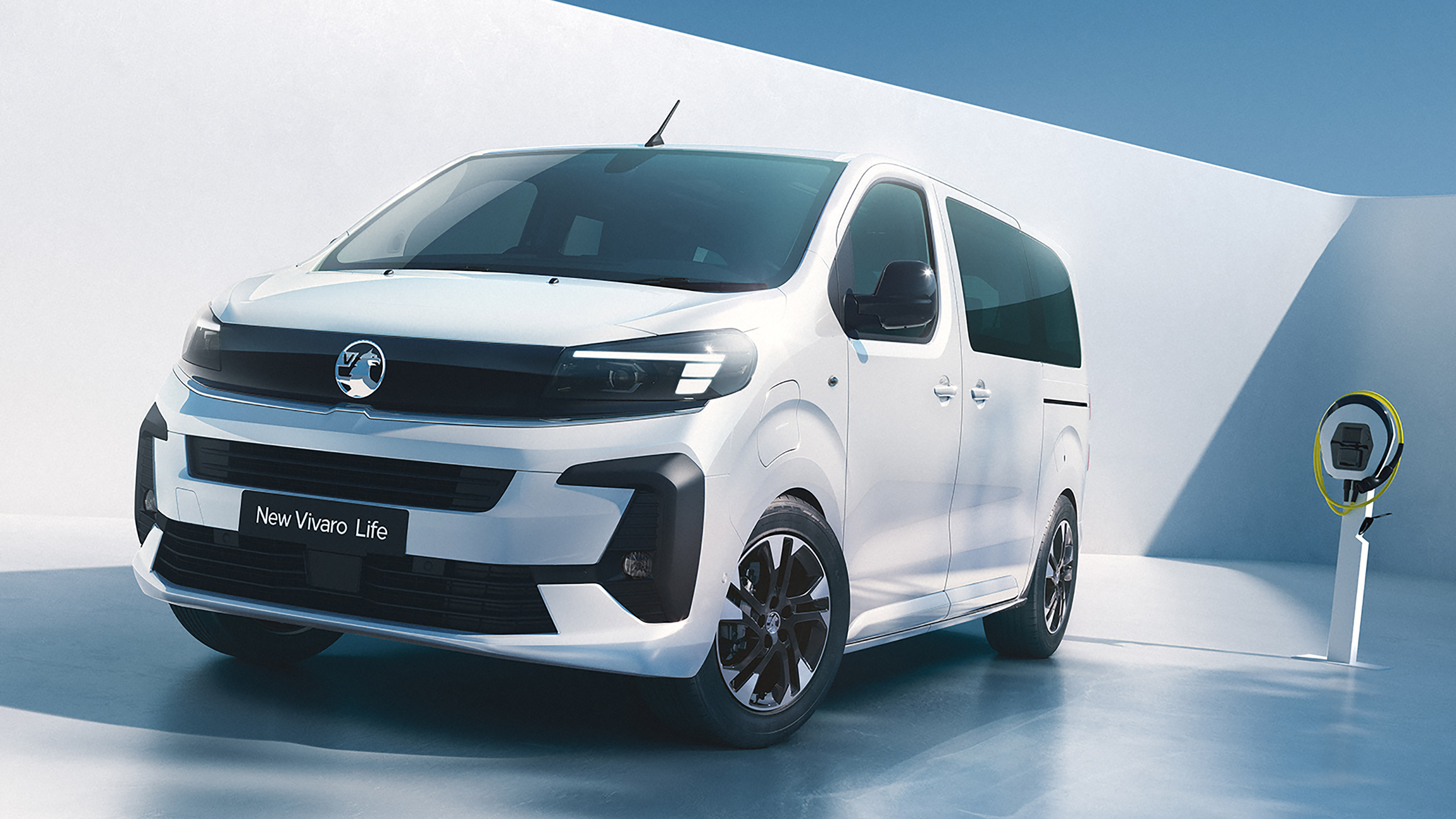 Vauxhall Vivaro Life Electric - front static