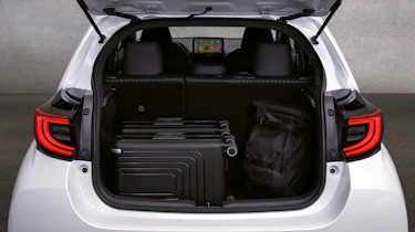 Mazda 2 Hybrid facelift - boot