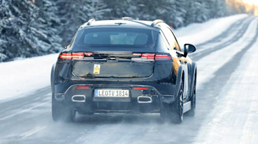 Porsche Cayenne (camouflaged) - rear action