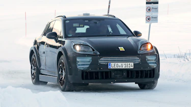Porsche Cayenne (camouflaged) - front cornering