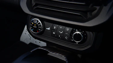Alpine A110 R - climate controls