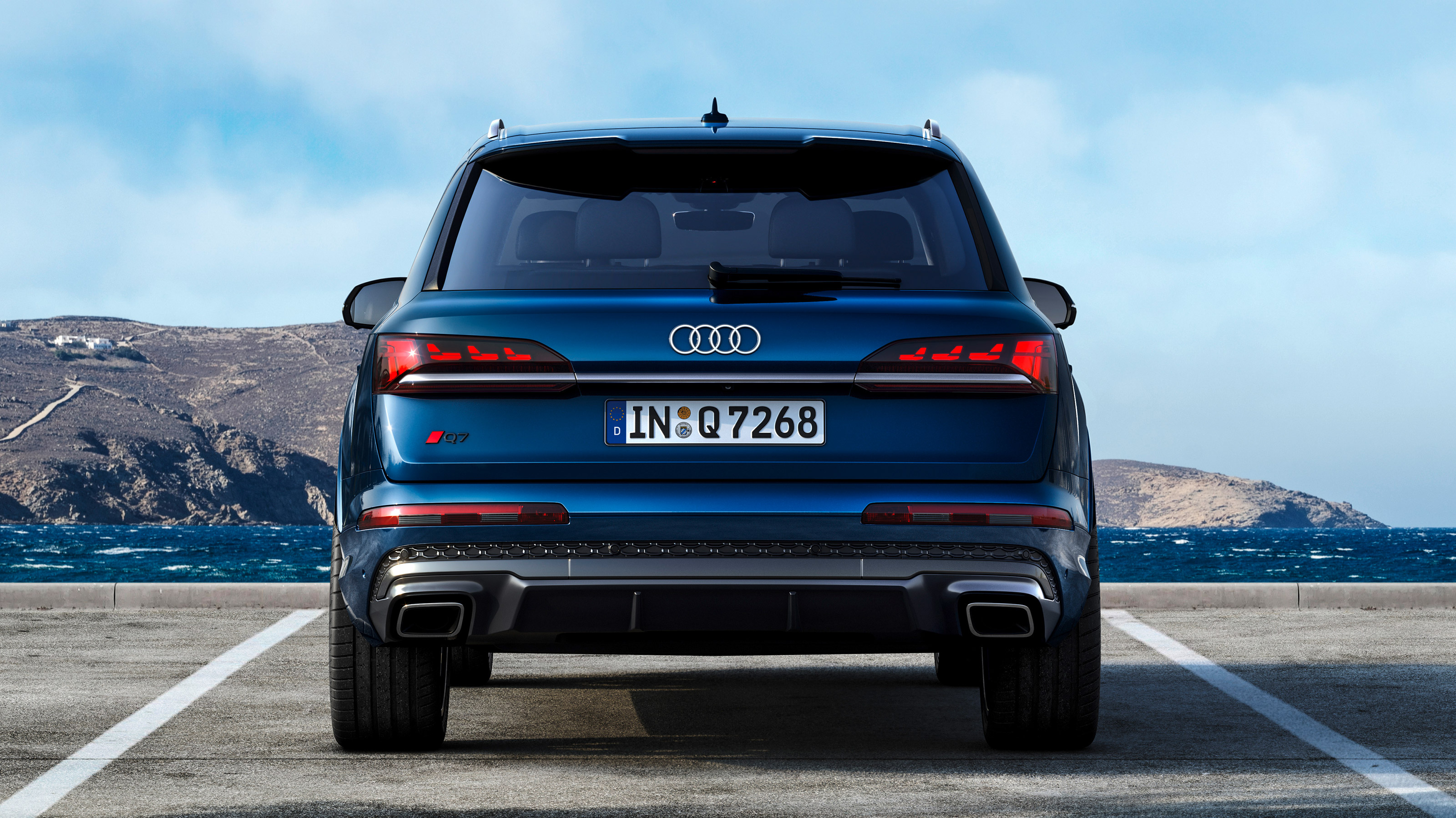 Audi Q7 facelift - full rear