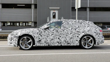 Audi RS 5 Avant spyshot 3