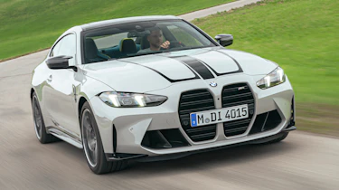 BMW M4 facelift - front tracking