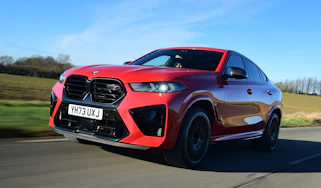 BMW X6 M Competition - front tracking