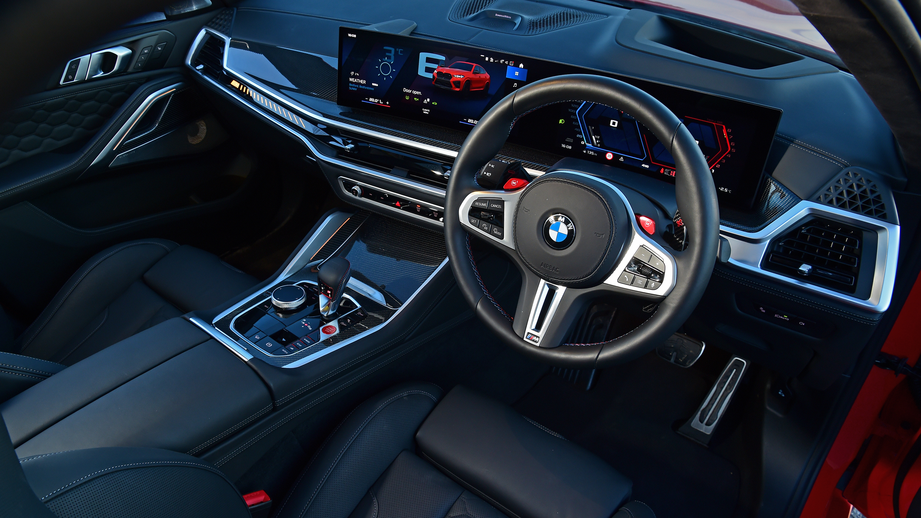 BMW X6 M Competition - interior 