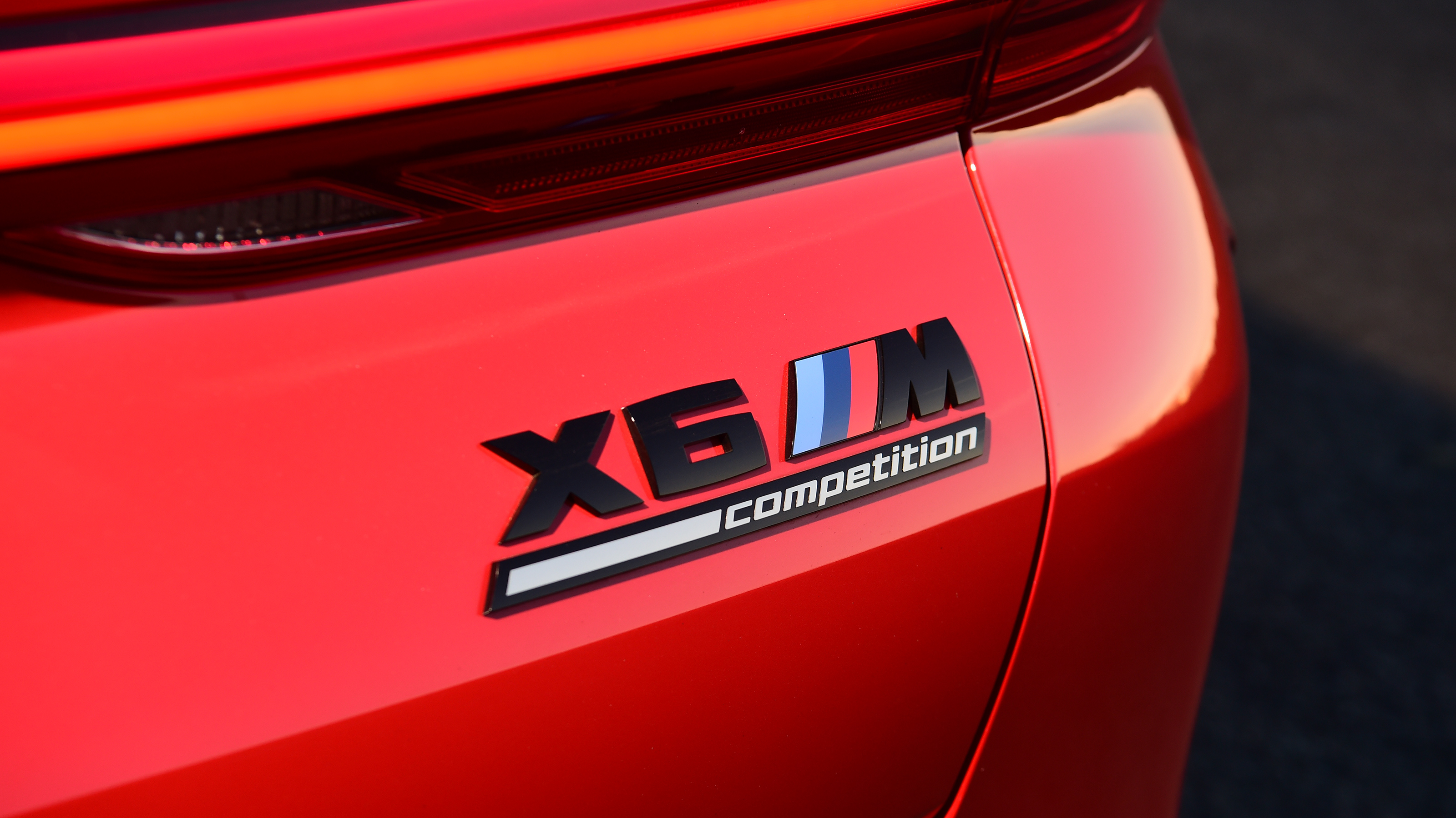 BMW X6 M Competition - Competition badge 