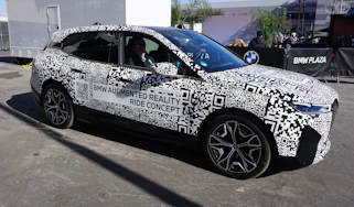 BMW iX - front