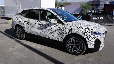 BMW iX - front
