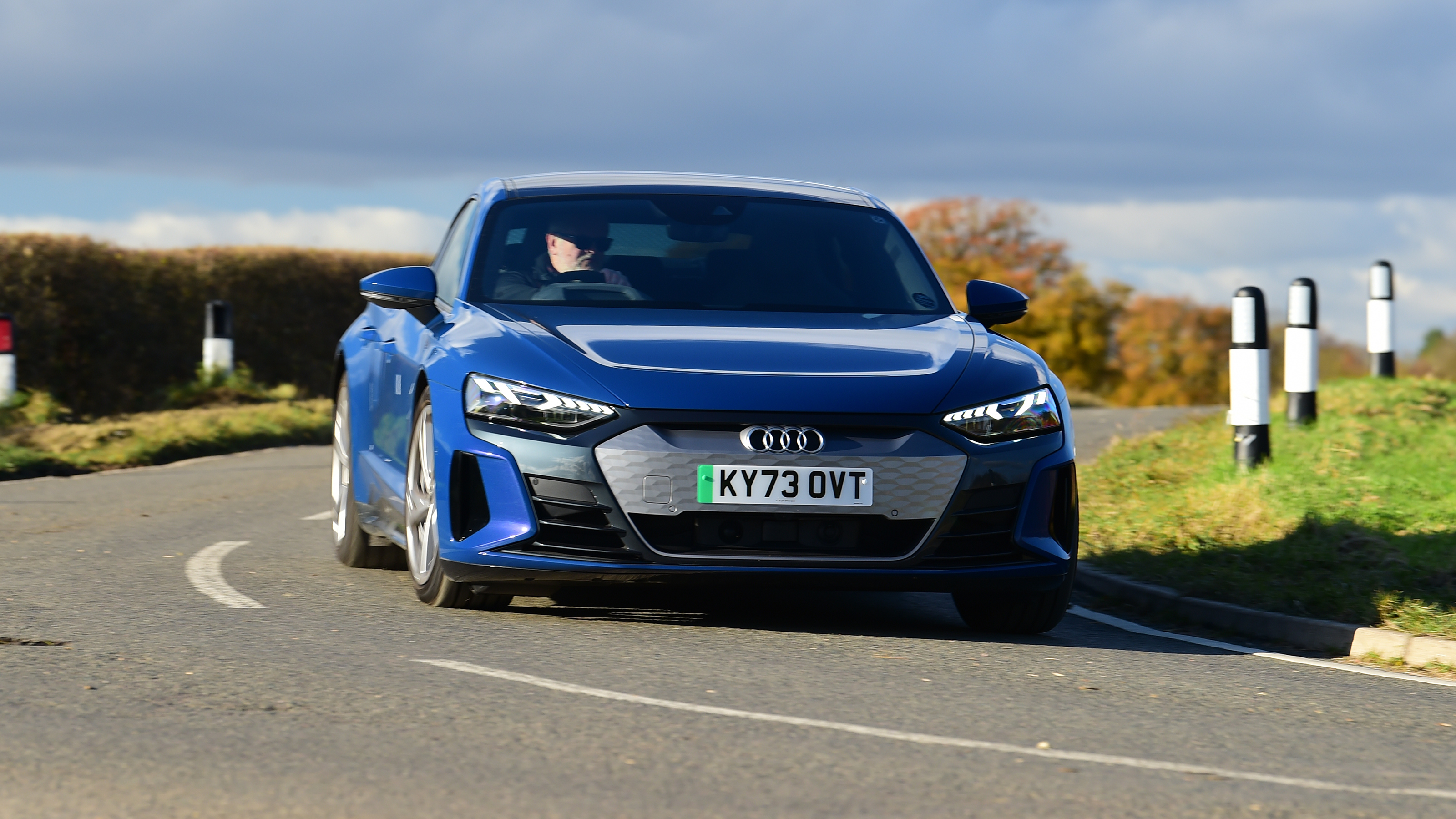 Audi RS e-tron GT - front cornering