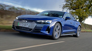 Audi e-tron GT - front tracking