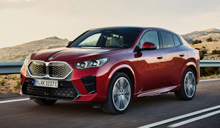 BMW iX2 eDrive - front