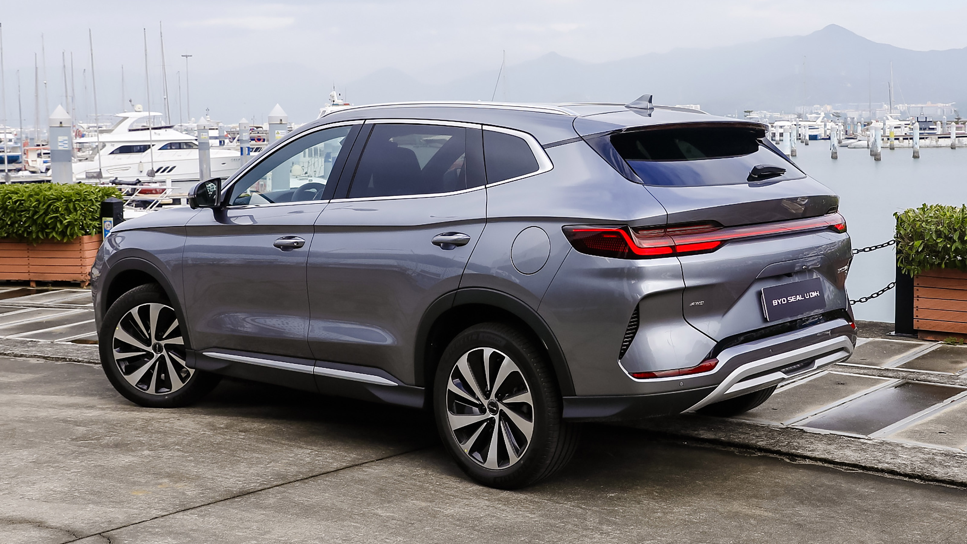 BYD Seal U - rear static