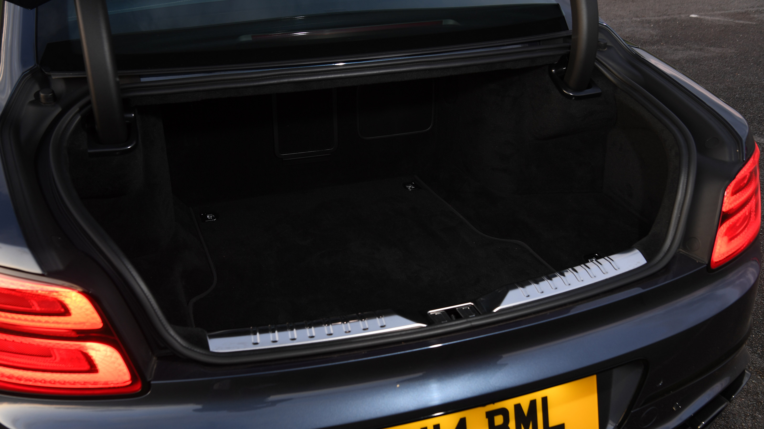 Bentley Flying Spur V8 S - boot