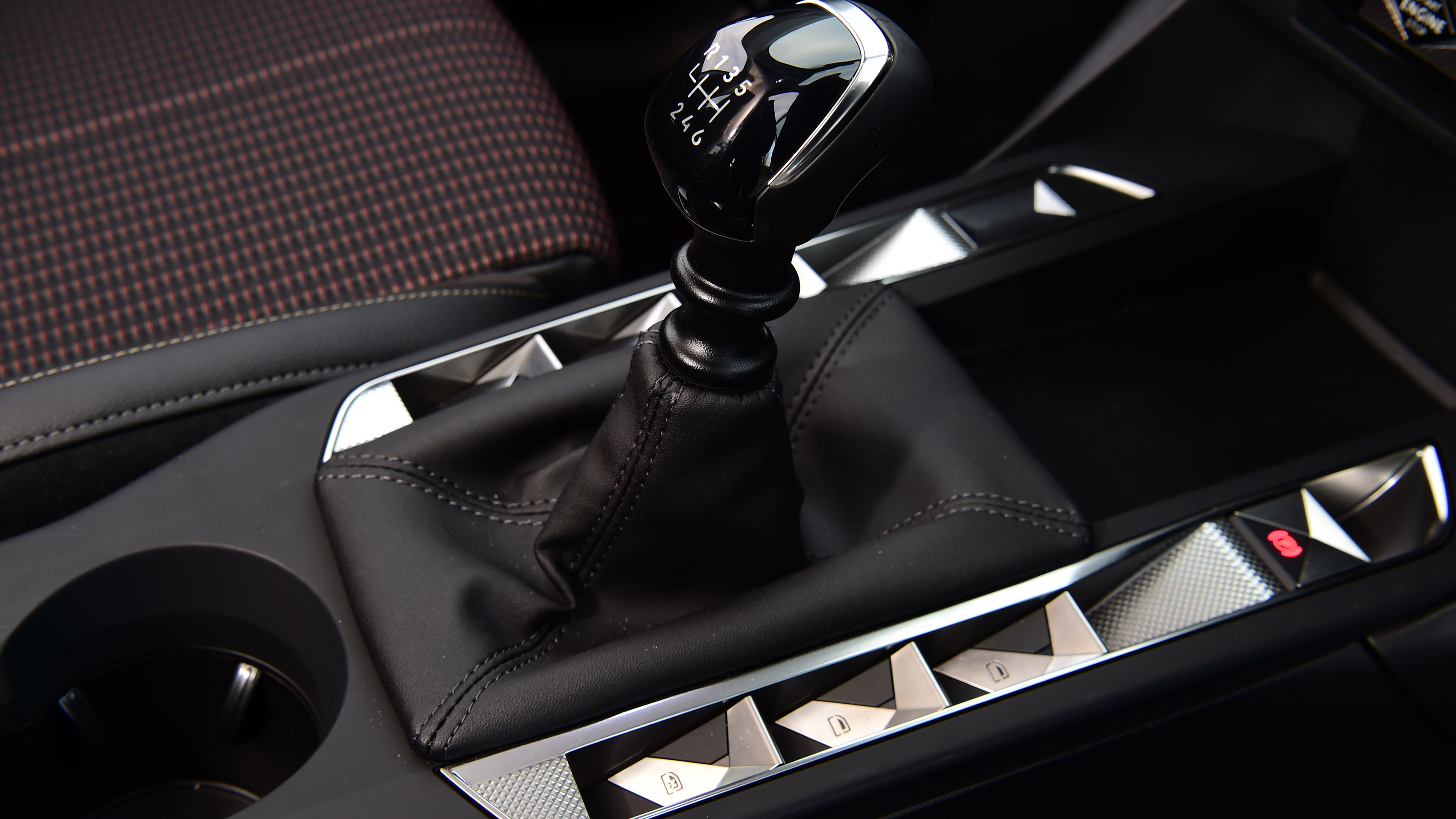 DS 3 Performance Line - gearstick