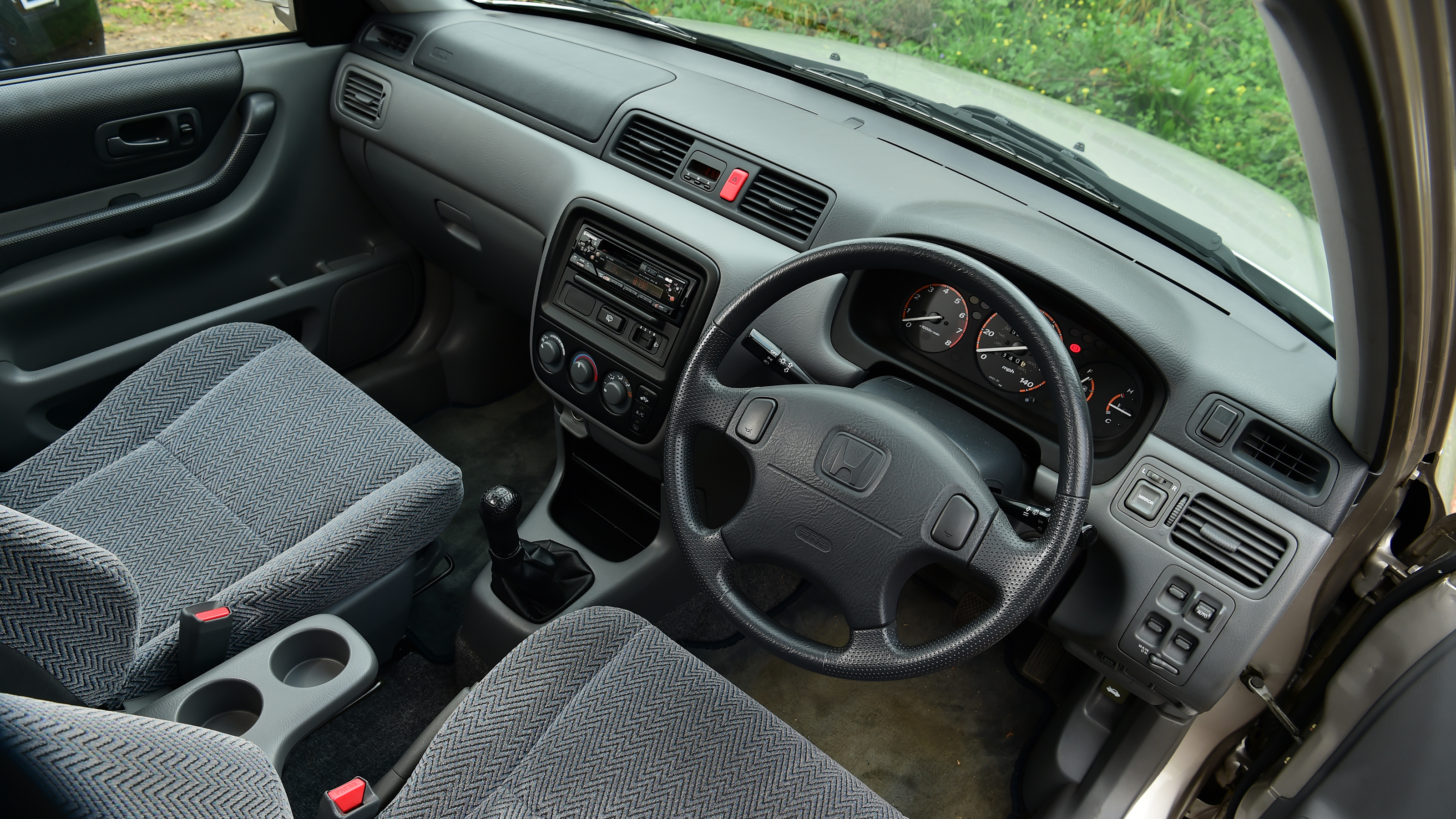 Honda CR-V Mk1 - dashboard