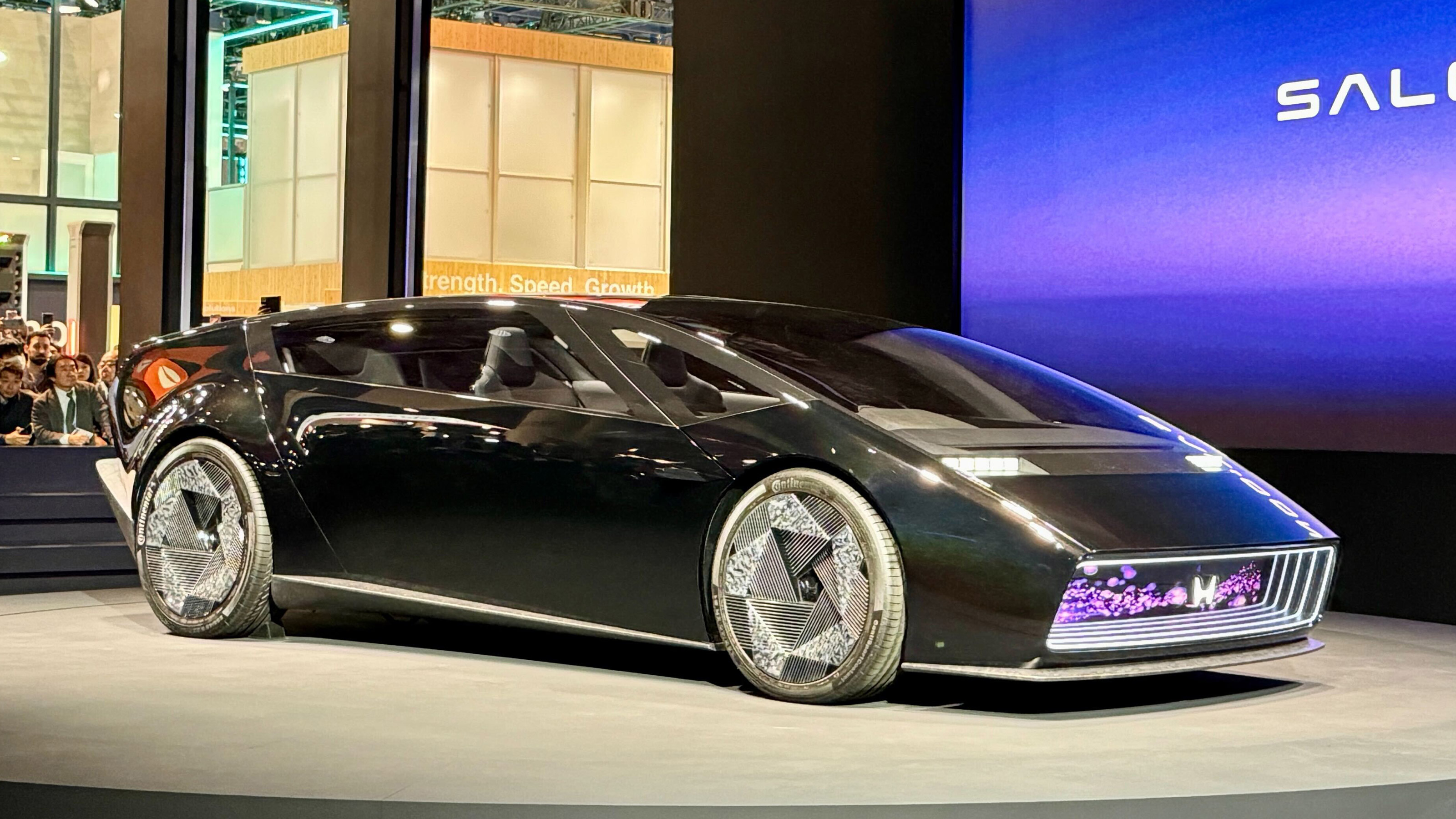 Honda Saloon concept CES - front static