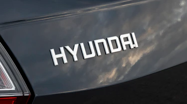 Hyundai i10 - Hyundai badge