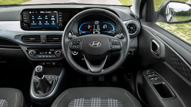 Hyundai i10 - interior