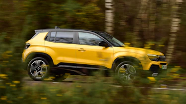Jeep Avenger Summit - side