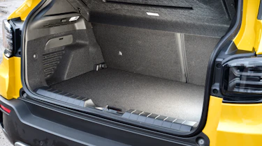 Jeep Avenger Summit - boot