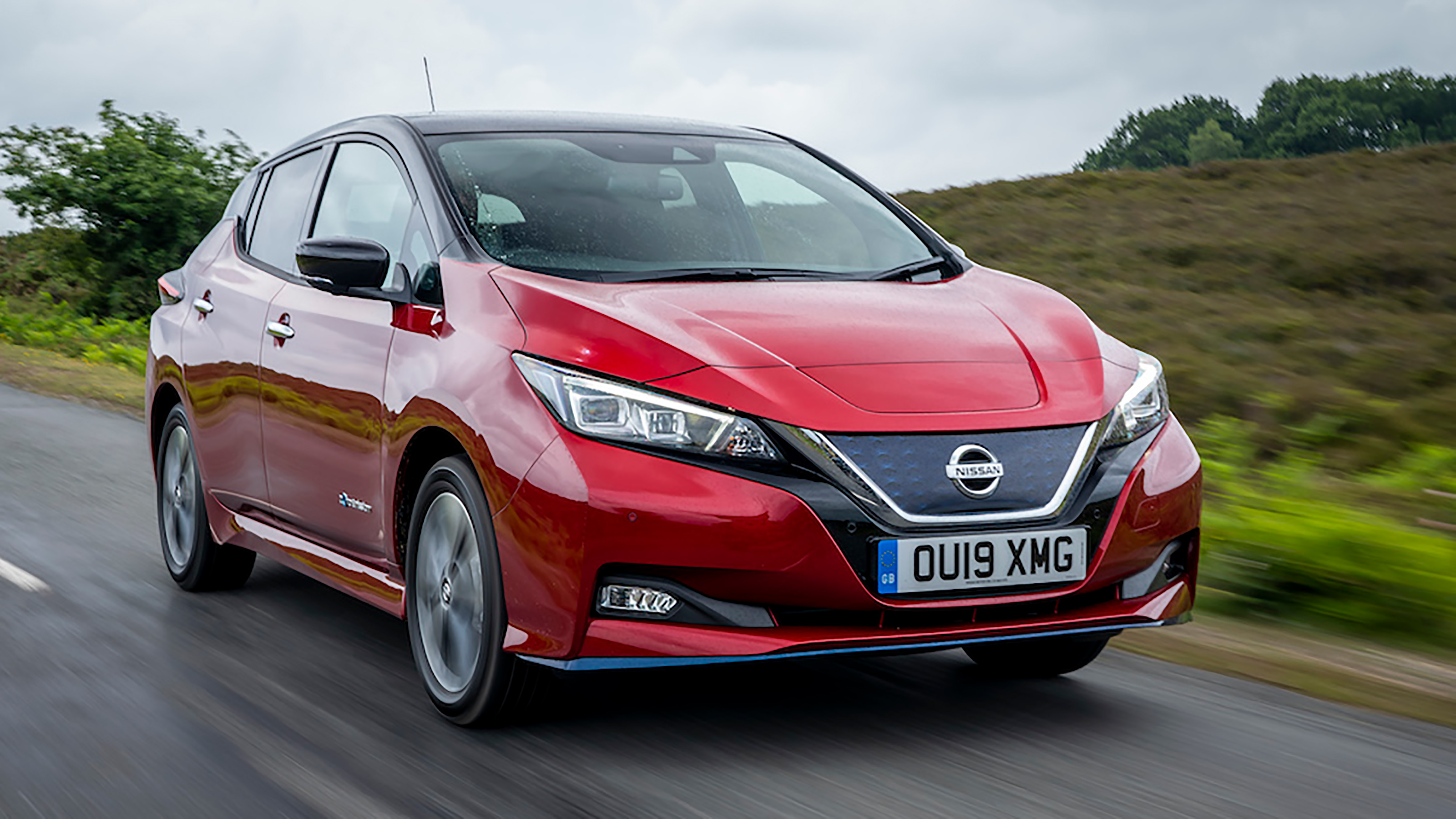 Nissan Leaf - front tracking