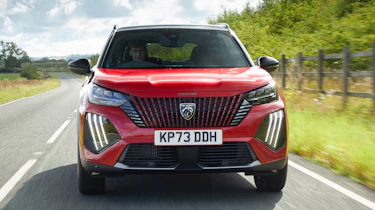 Peugeot 2008 facelift - full front