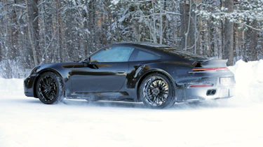 Facelift Porsche 911 2024 - rear quarter