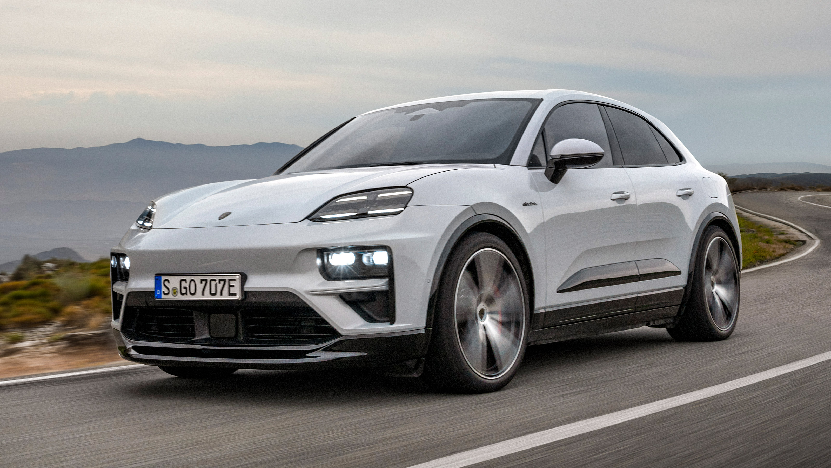 Porsche Macan EV - front action