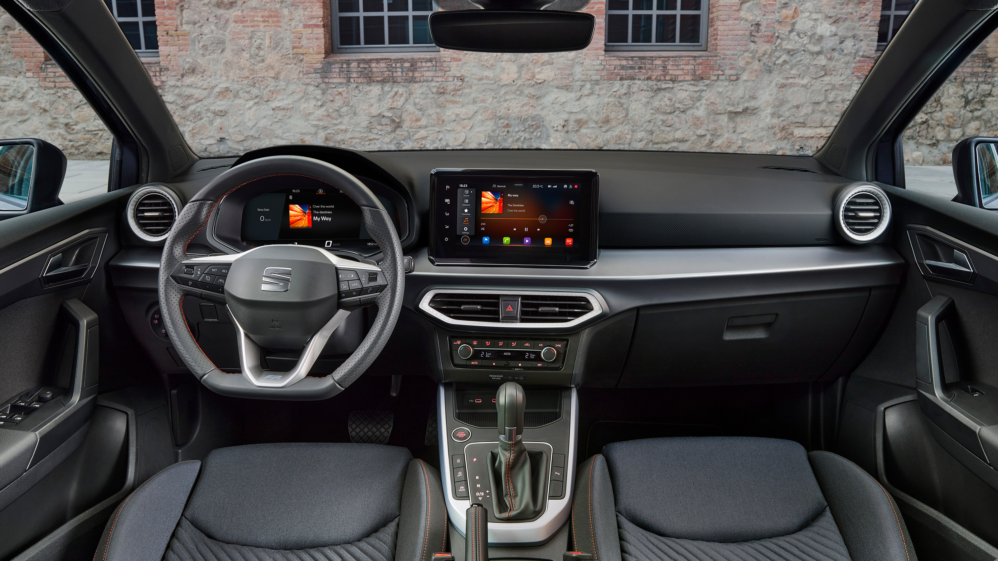 SEAT Ibiza Anniversary edition - interior 