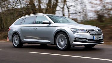 Skoda Superb Estate - front tracking