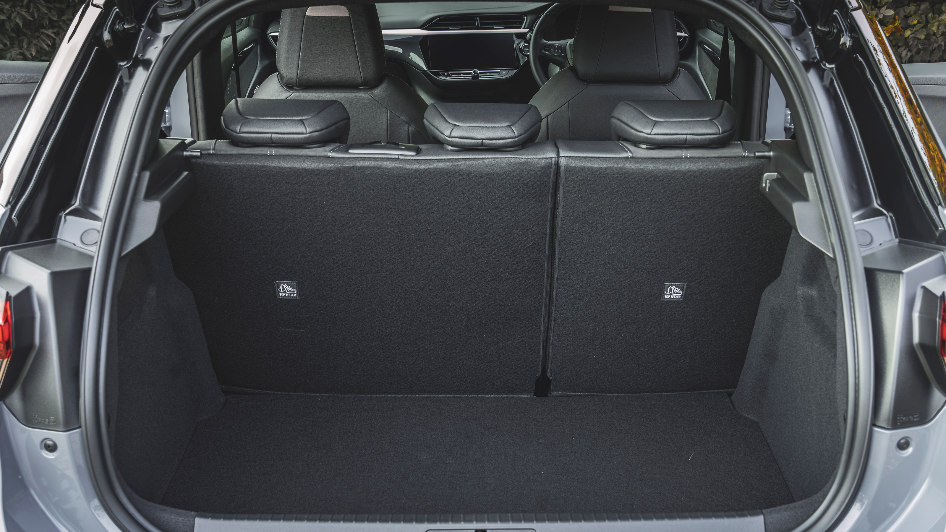 Vauxhall Corsa Electric facelift - boot