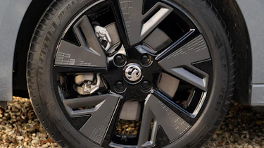 Vauxhall Corsa Electric facelift - wheel