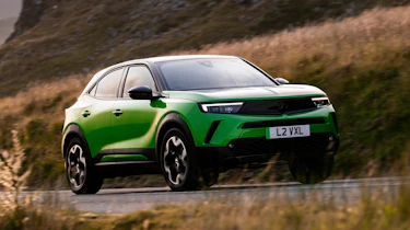 Vauxhall Mokka Long Range - front action
