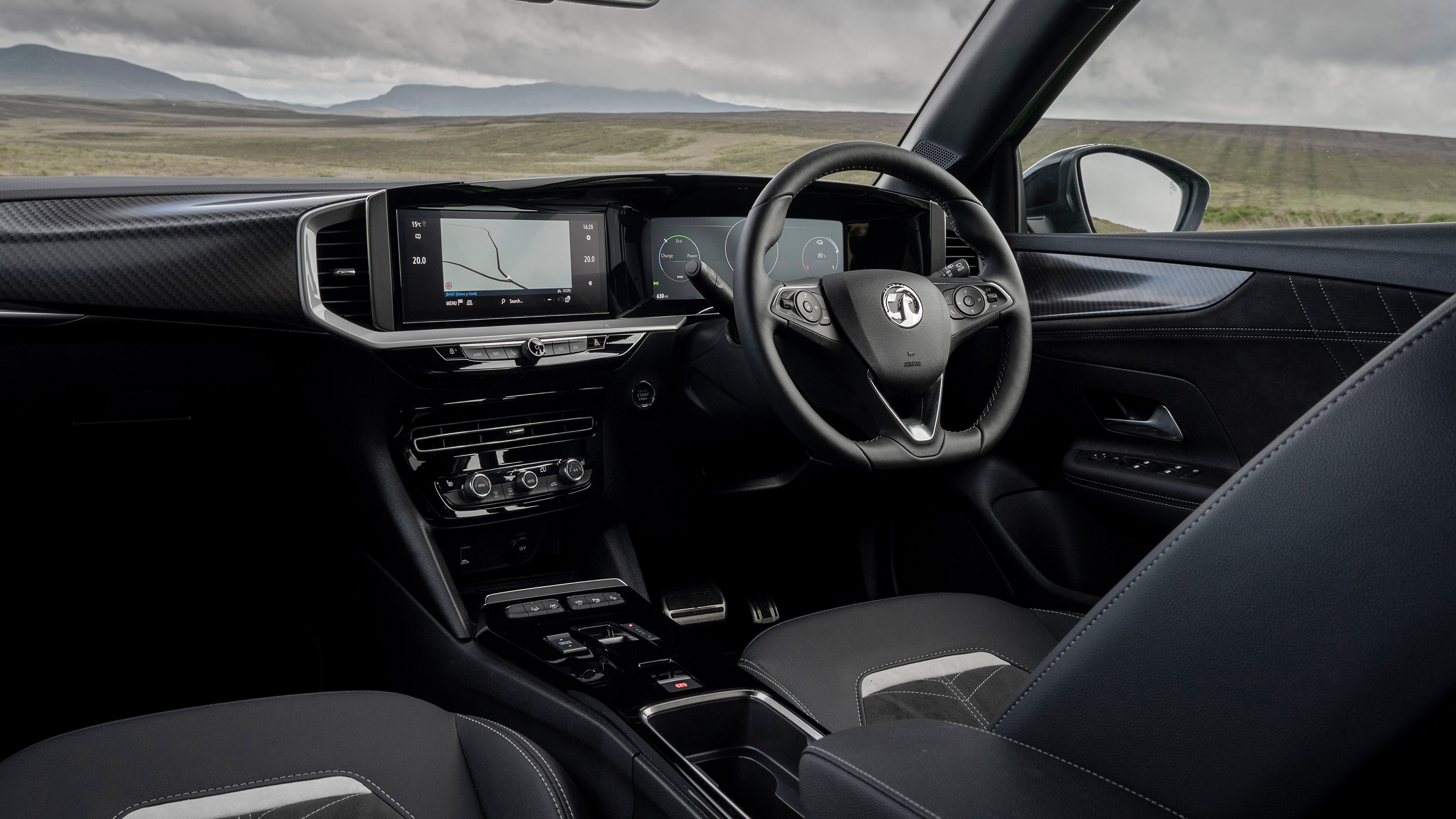 Vauxhall Mokka Long Range - dash